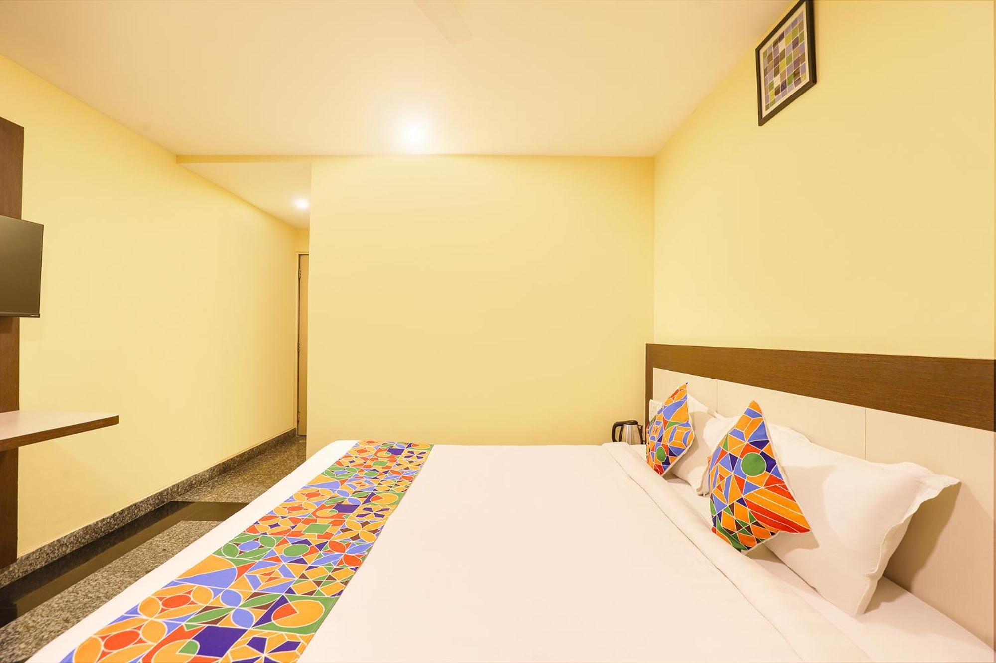 Fabhotel Chamiers Park - Nandanam Chennai Exteriör bild