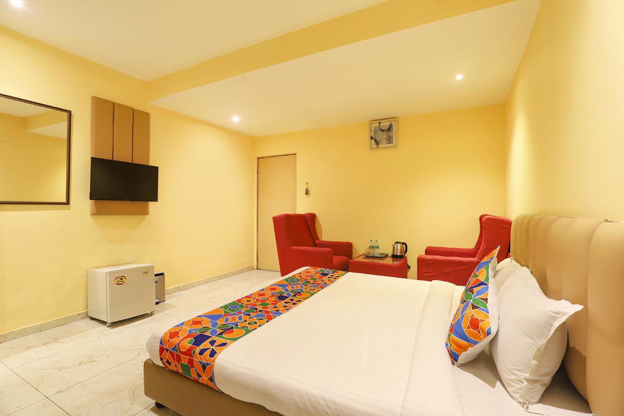 Fabhotel Chamiers Park - Nandanam Chennai Exteriör bild