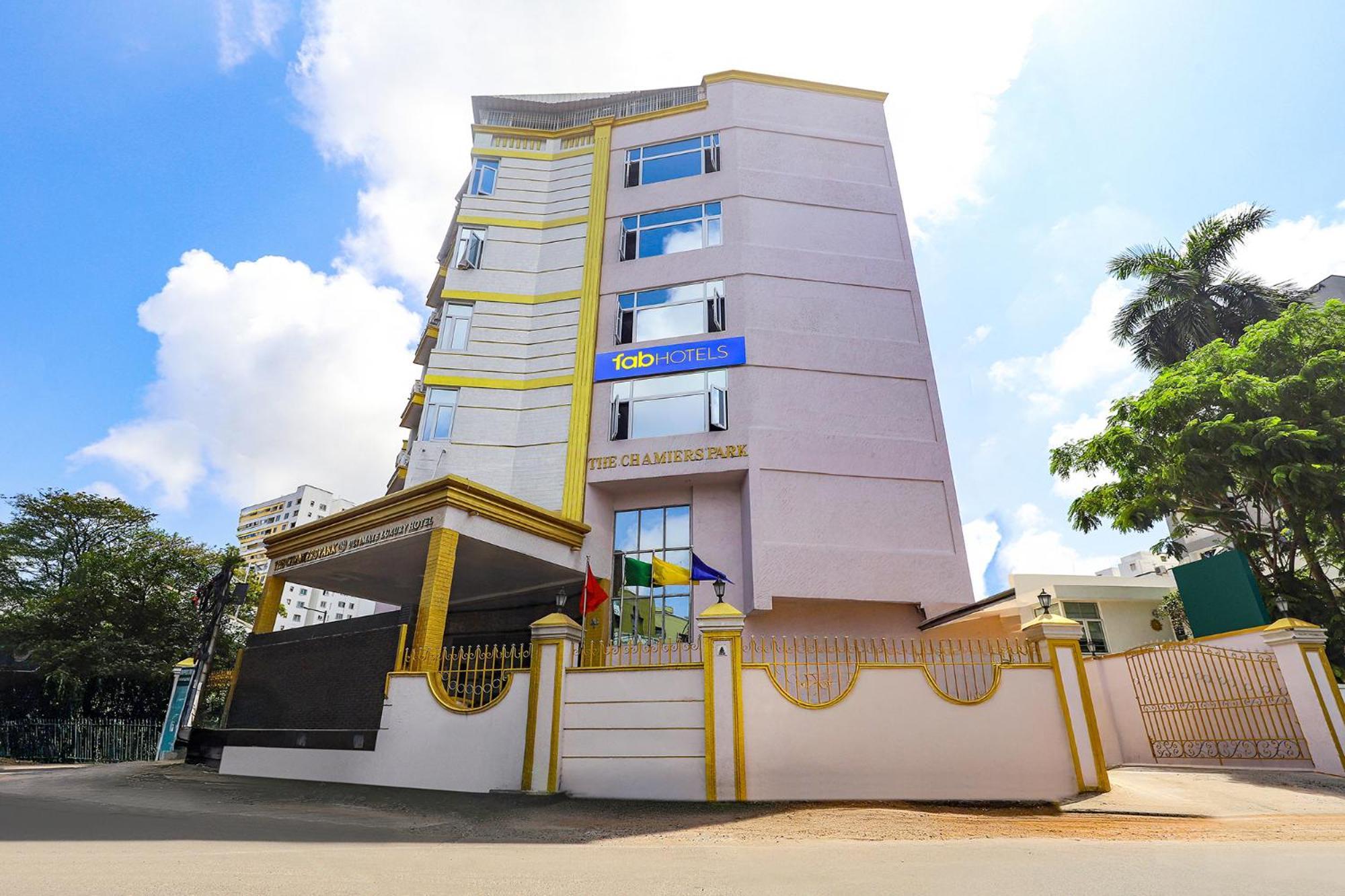 Fabhotel Chamiers Park - Nandanam Chennai Exteriör bild